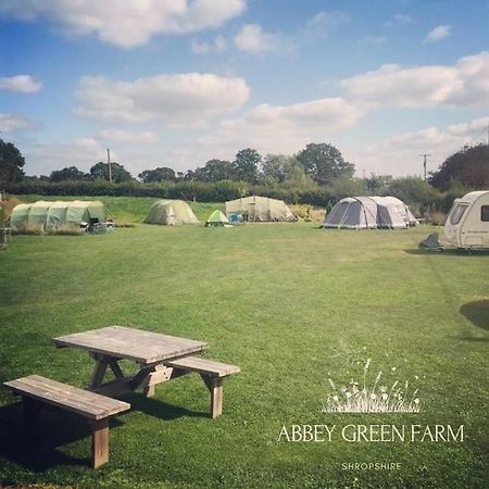 Villa Glamping Tent At Abbey Green Farm à Whitchurch  Extérieur photo
